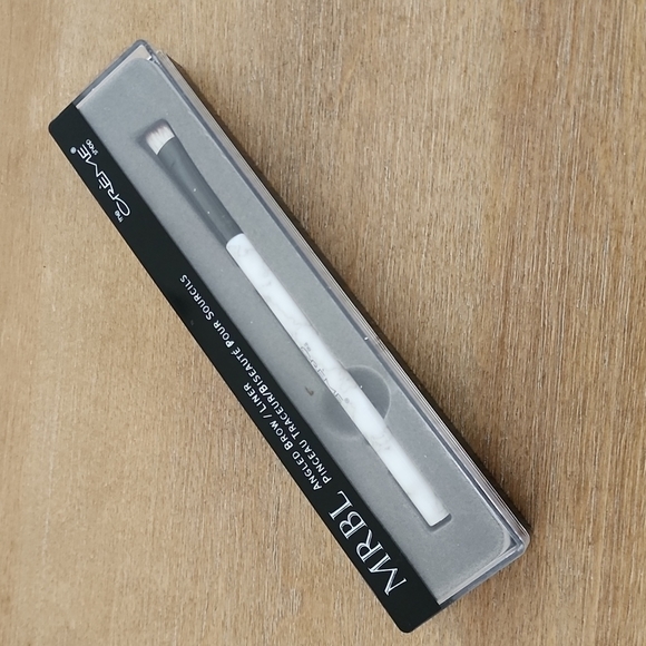 The Creme Shop MRBL Angled Brow Liner & Blush Brush - Picture 7 of 9